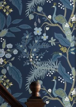 Tapete Peacock Tree Stahlblau