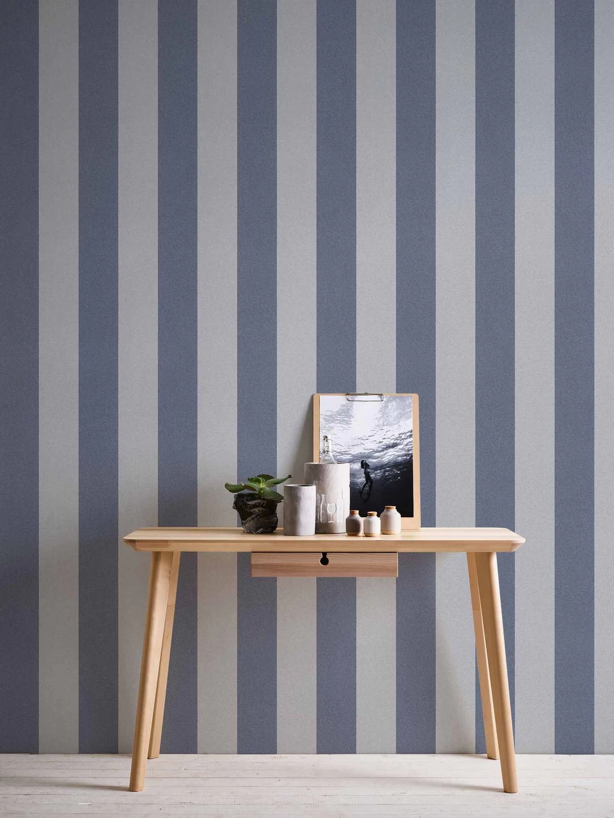 A.S. Creation Tapete Vlies Dunkelgrau Streifen 37554-5 | 375545 1 A.S. Creation Tapete Vlies Dunkelgrau Streifen 37554-5 | 375545