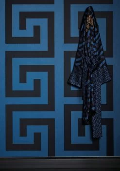 Versace Vliestapete 38609-3 Grafik Muster Blau Schwarz 16 Versace Vliestapete 38609-3 Grafik Muster Blau Schwarz -Berühmt Tapeten Geschäft Vliestapete 38609 3 Grafik Muster Blau Schwarz VERSACE Home Tapete 63213723 3
